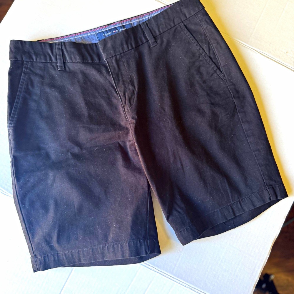 Tommy Hilfiger Women's Black Chino Shorts Cotton Flat Front Zip Pockets Solid